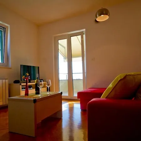 Apartman Roko *