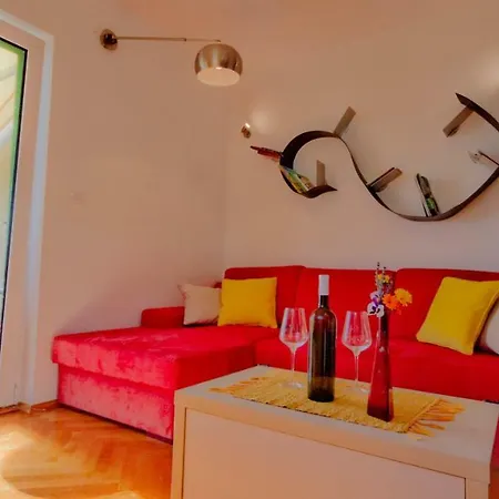 Apartman Roko Apartment *
